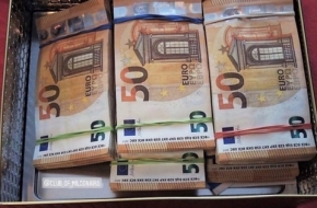 +27833928661 We sell Undetectable Grade AAA Dollars Passes in ATM %100 .Contact me On +27833928661 For Sale In UK,USA,UAE,Kenya,Kuwait,Oman,Dubai,Mozambique,Malta.